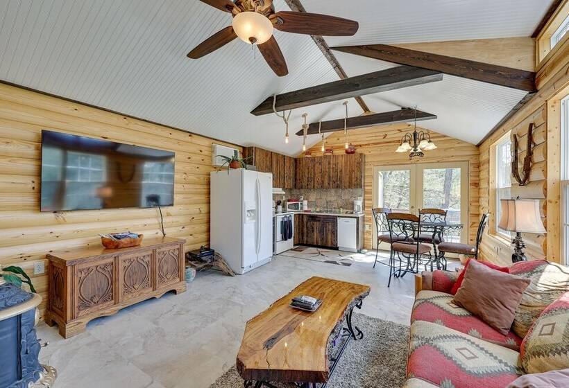 Cliffside Eureka Springs Cabin W/ Beaver Lake View