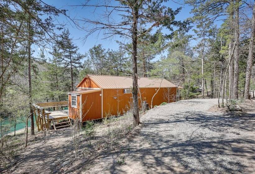 Cliffside Eureka Springs Cabin W/ Beaver Lake View