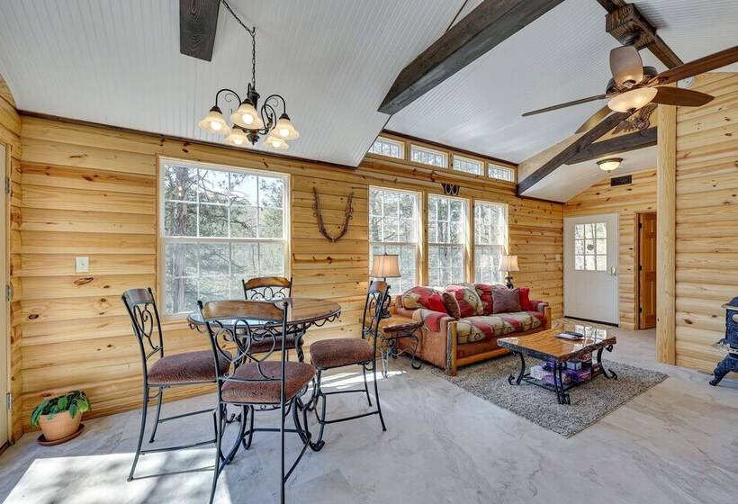 Cliffside Eureka Springs Cabin W/ Beaver Lake View