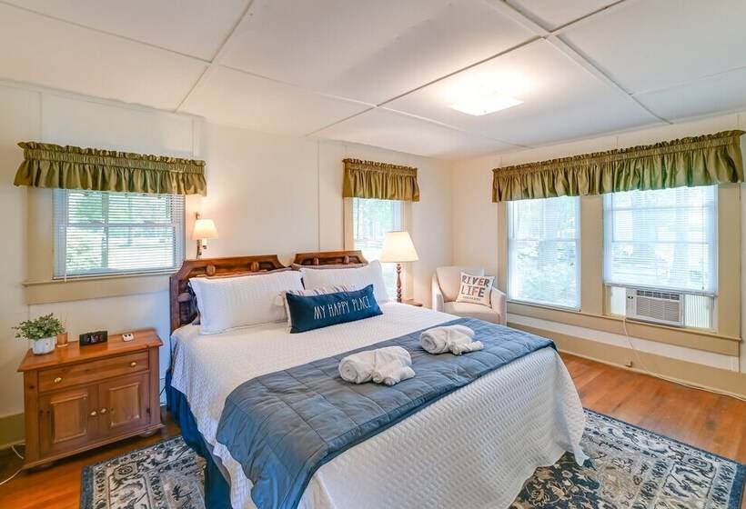 Coastal Nc Vacation Rental: Pamlico River Views!