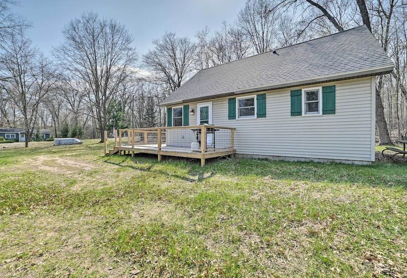 Family Cottage 3 Mi To Higgins Lake State Pk!