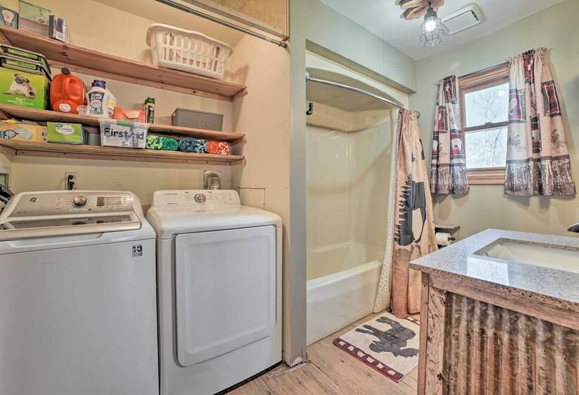 Family Cottage 3 Mi To Higgins Lake State Pk!