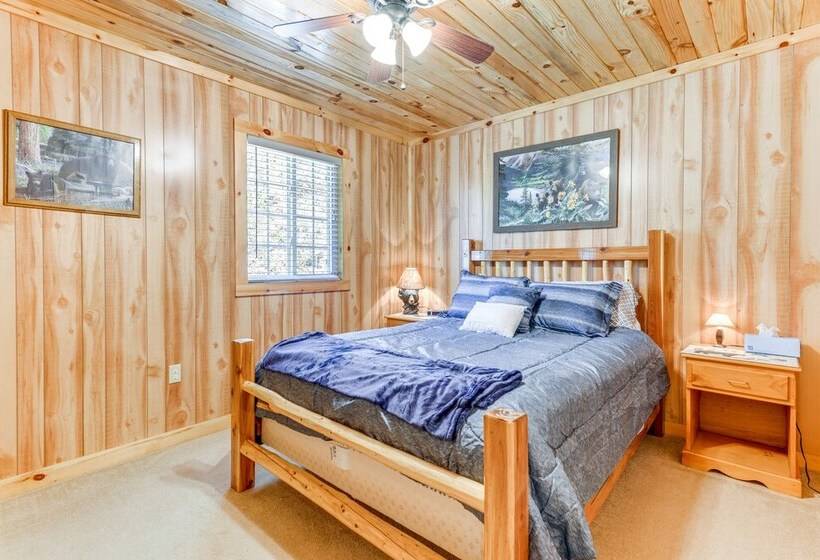 Hillside Cabin + Grill Near Smoky Mountains