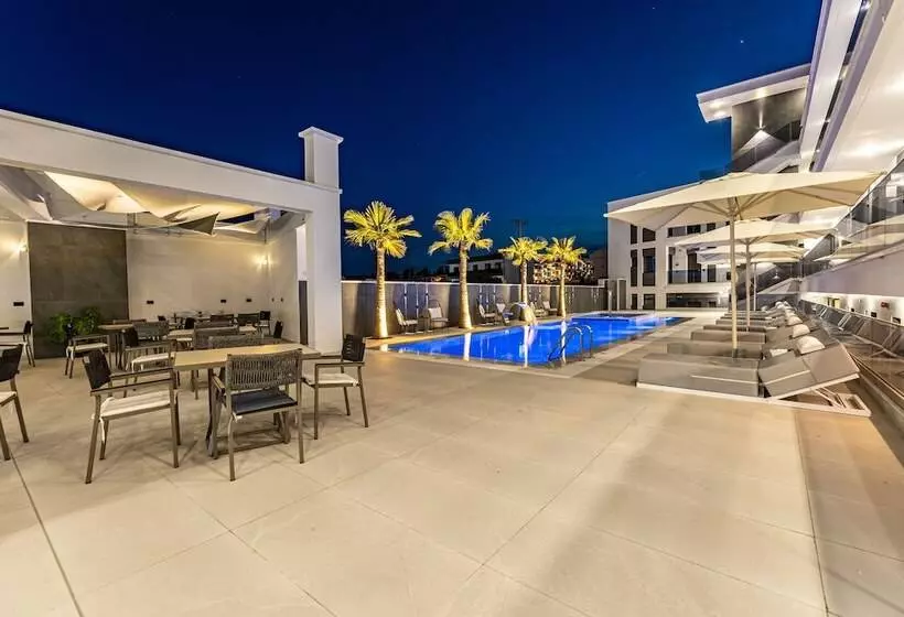 Hotelli Bareti Boutique