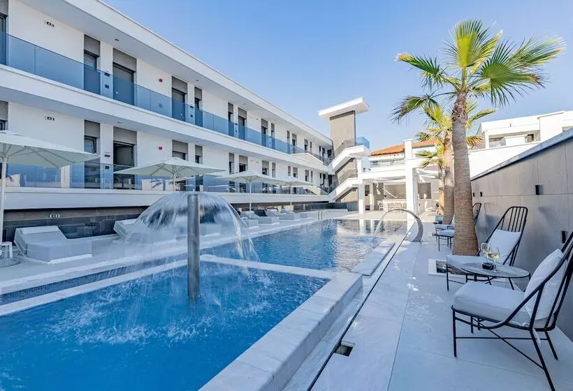 Hotelli Bareti Boutique