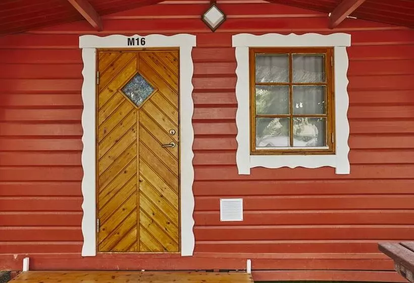 Hotelli Camping Tres Estrellas Mediterráneo