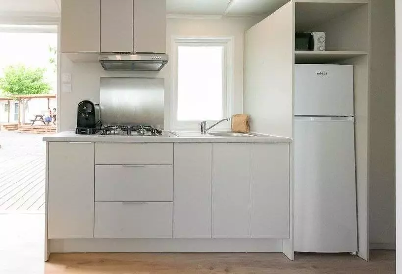 Hotelli Camping Tres Estrellas Mediterráneo