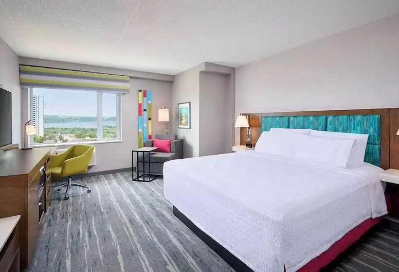 Hotelli Hampton Inn By Hilton Hamilton