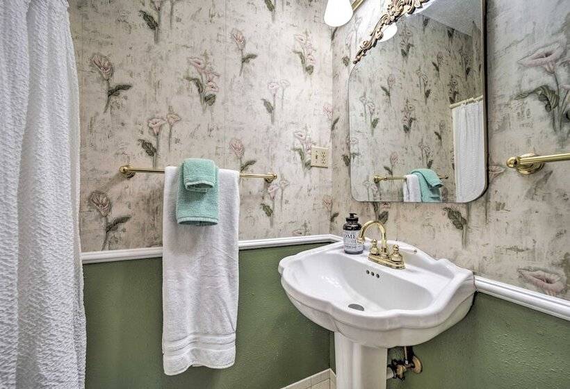 Lake Junaluska Home W/ Deck, Close To Trails!