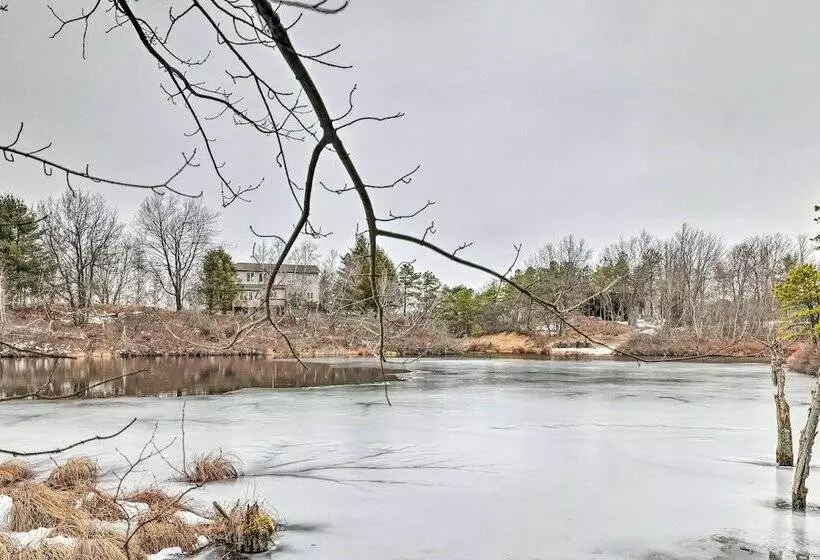 Lakefront Long Pond Home W/ Deck!