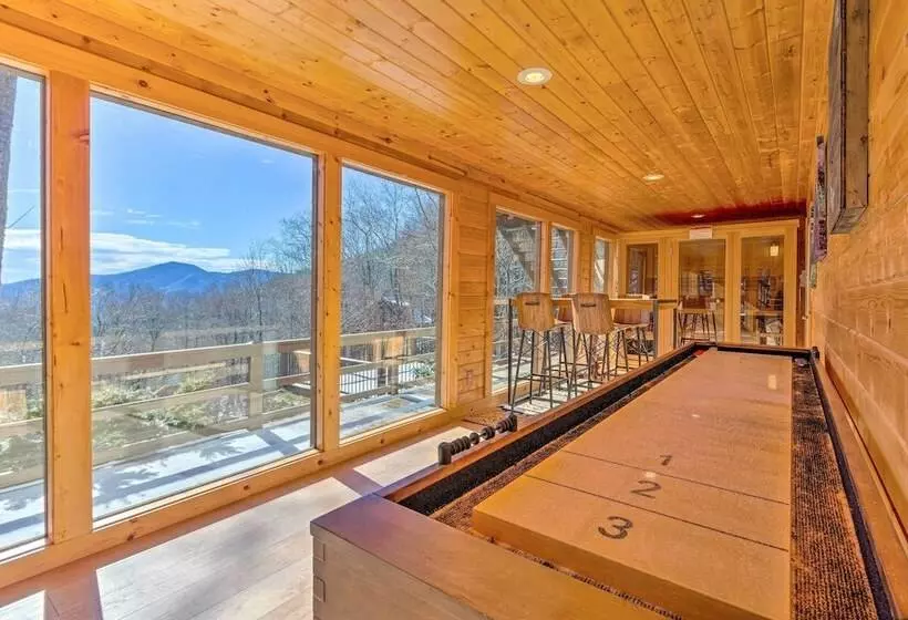 Luxe Blue Ridge Mountain Retreat W/ Sauna + Creek!