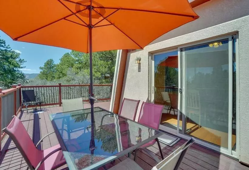 Monument House   Breweries, Hiking & Museums!