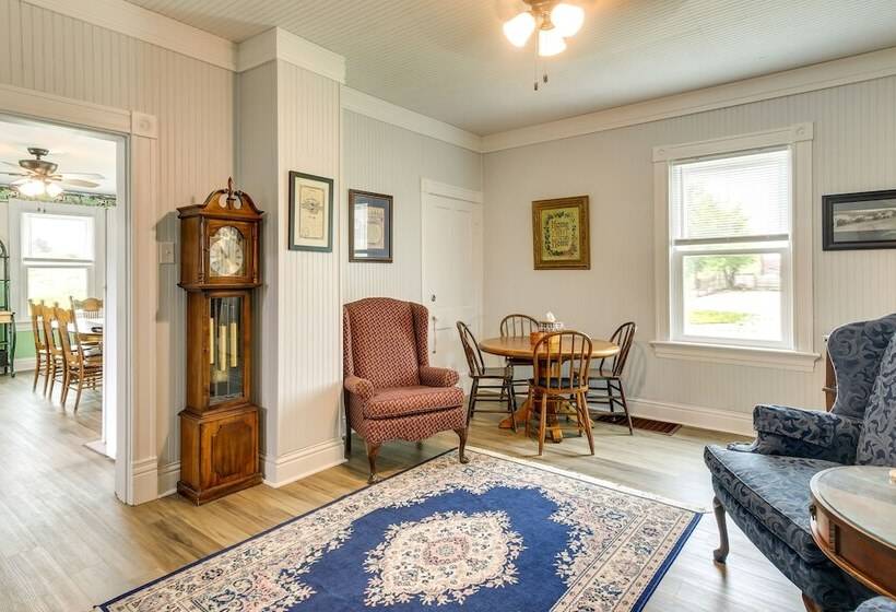 Peaceful Country Home In Serene Setting With Yard