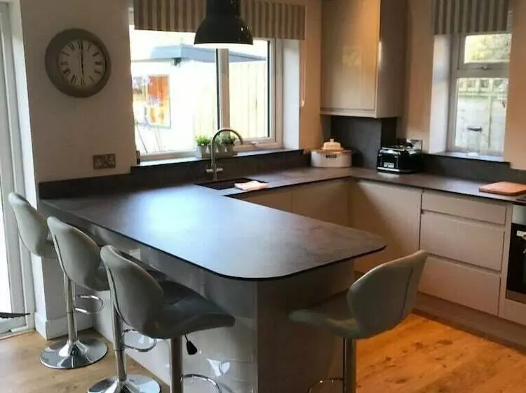 Majatalo Just Stay Wales   Marshmallow Cottage