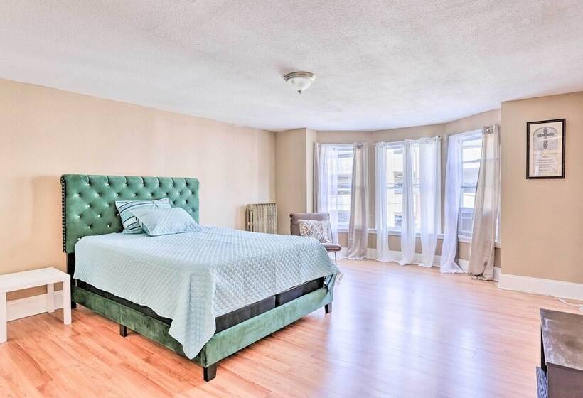 Pet Friendly Allentown Retreat W/ Backyard!