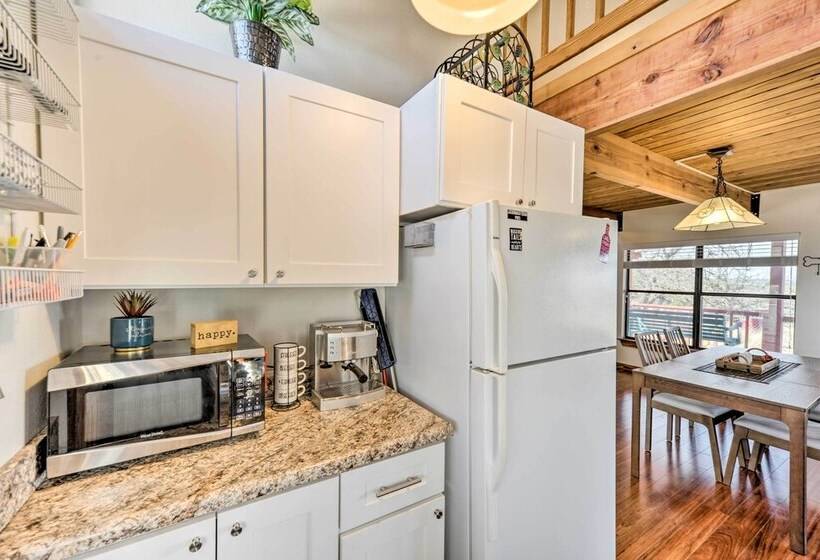 Pet Friendly Fredericksburg Cabin W/ Lovely Views