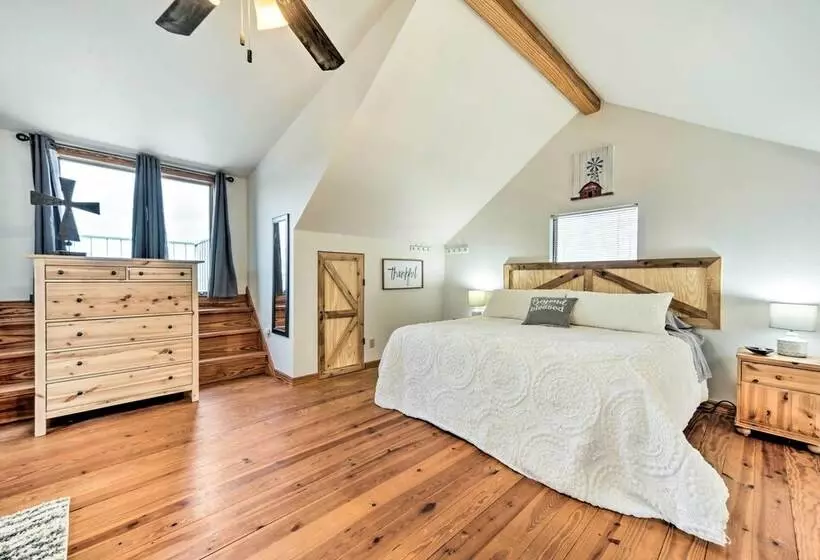 Pet Friendly Fredericksburg Cabin W/ Lovely Views