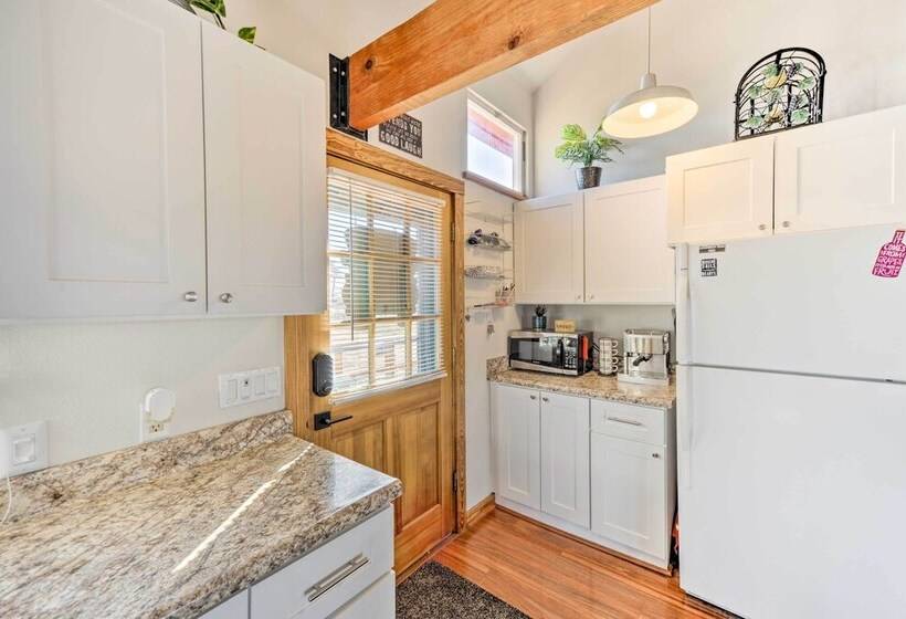 Pet Friendly Fredericksburg Cabin W/ Lovely Views