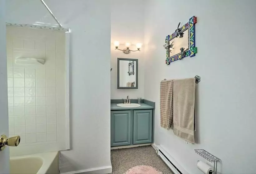 Cozy Creekside Cabin In La Veta: Hike & Fish!