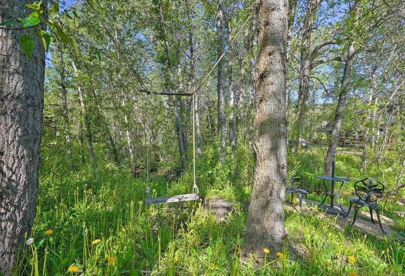 Cozy Creekside Cabin In La Veta: Hike & Fish!