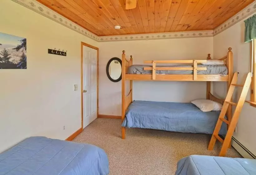 Quiet Family Getaway: Bethel Home W/ River Access!