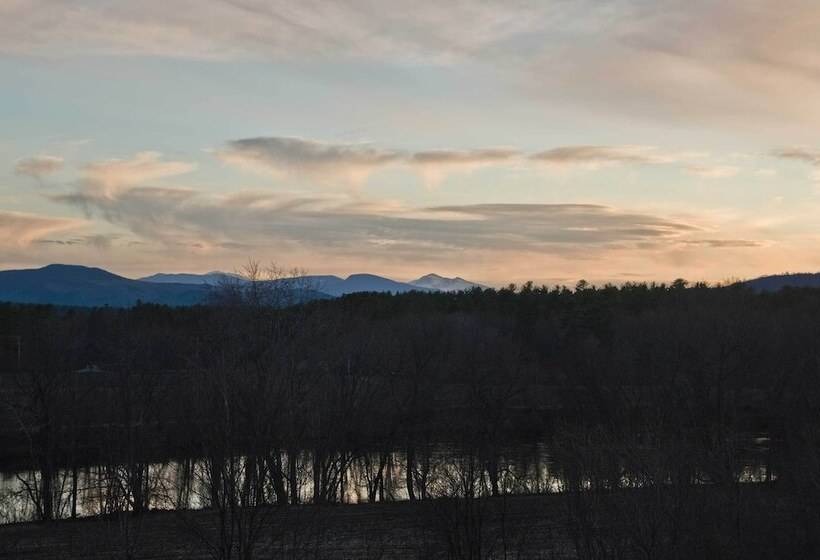 Quiet Family Getaway: Bethel Home W/ River Access!