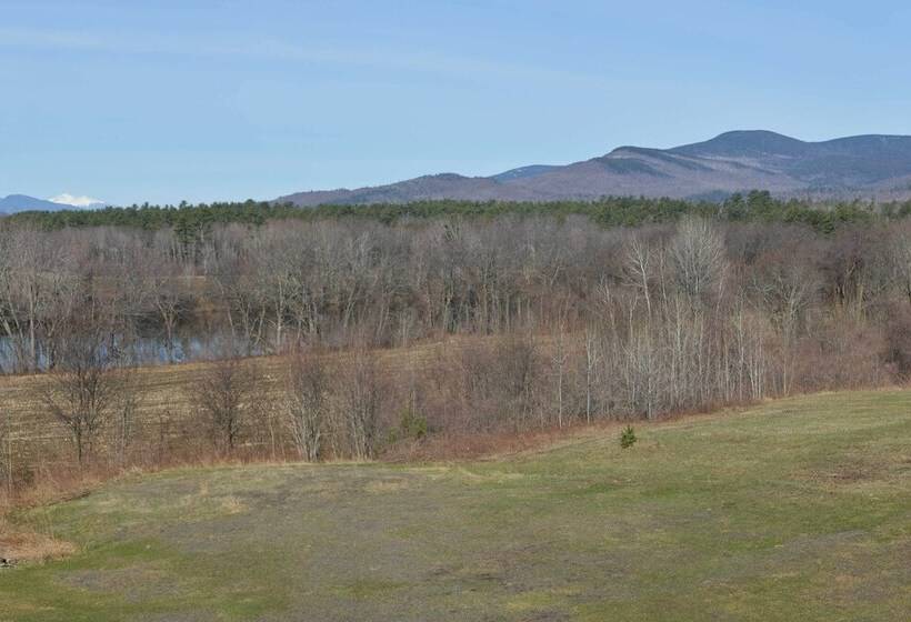 Quiet Family Getaway: Bethel Home W/ River Access!