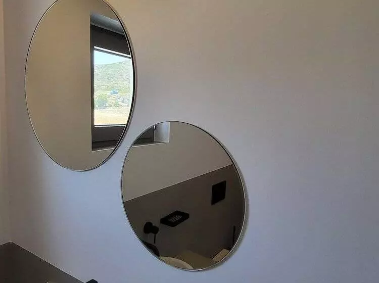 Lomakeskus Korfi De Milo