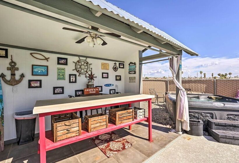 Sunny Lake Havasu City Abode W/ Pool & Grill!