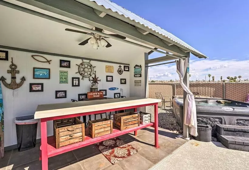Sunny Lake Havasu City Abode W/ Pool & Grill!