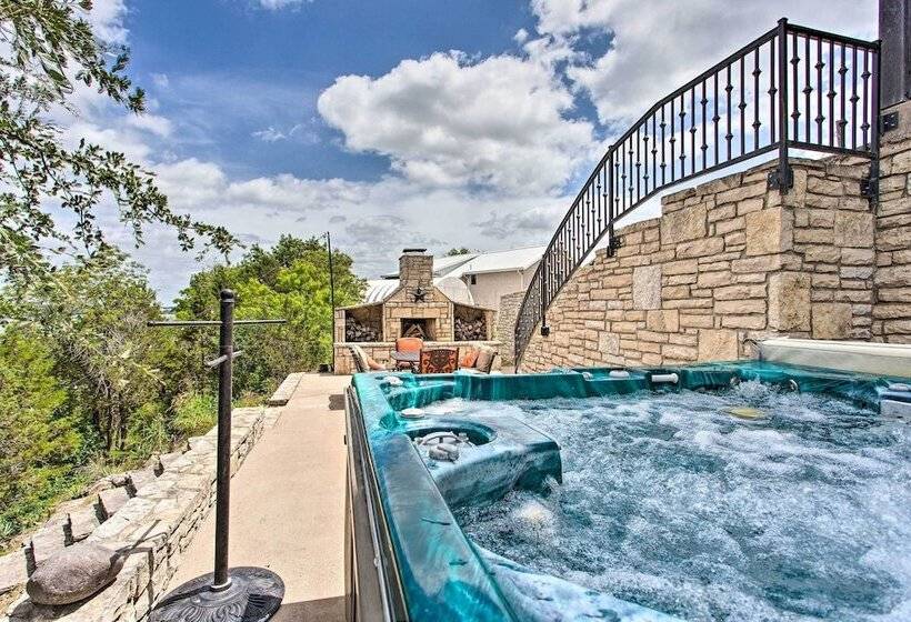 Waterfront Home W/ Boat Dock On Lake Granbury!