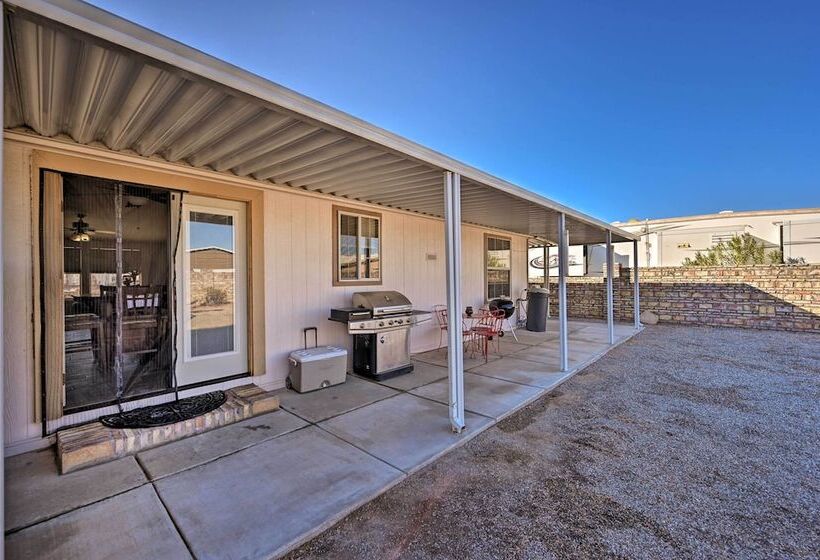 Yuma Vacation Rental W/ Yard & Grills!