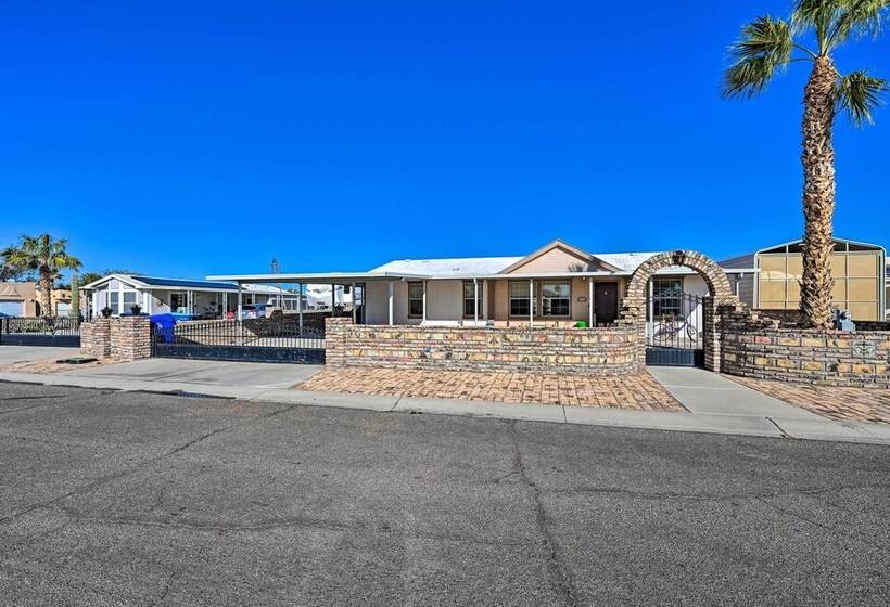 Yuma Vacation Rental W/ Yard & Grills!