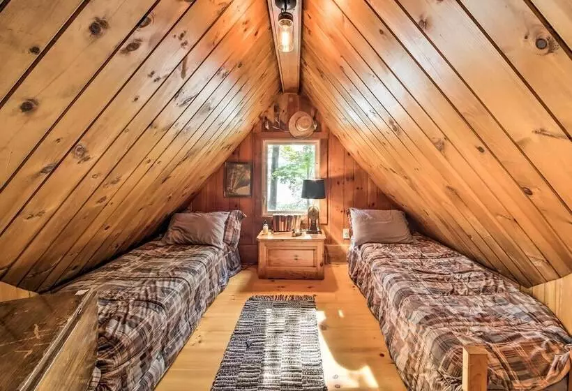 Beautiful Embden Pond Cabin W/ Dock & Kayaks!