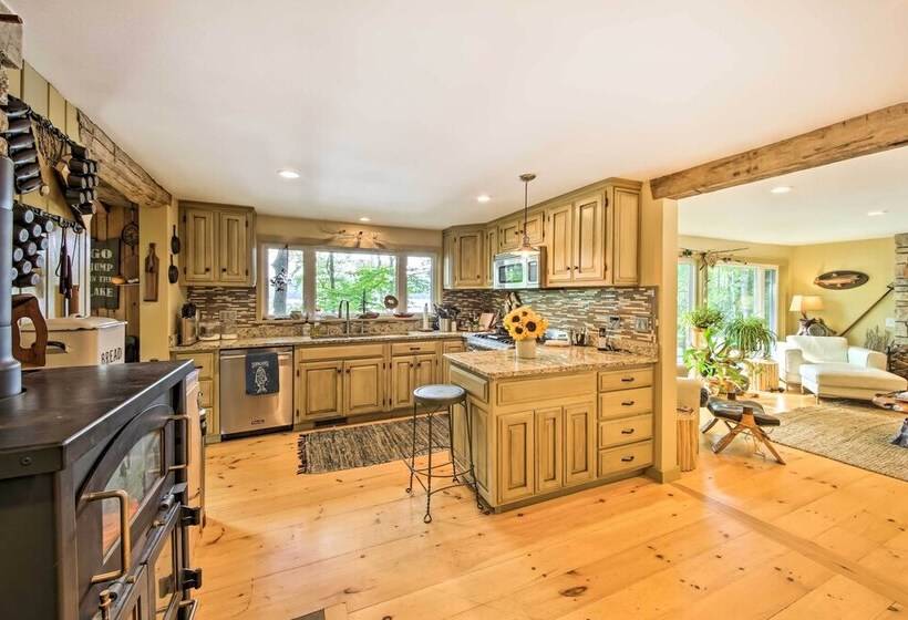 Beautiful Embden Pond Cabin W/ Dock & Kayaks!