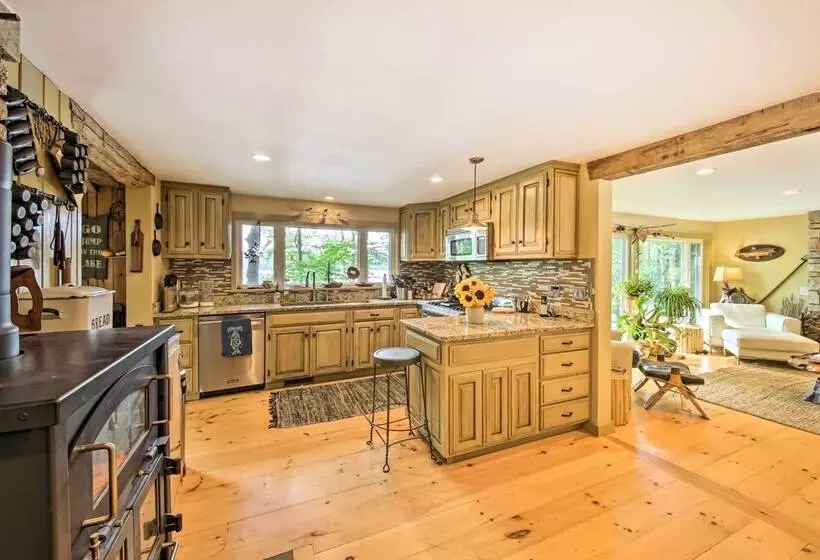 Beautiful Embden Pond Cabin W/ Dock & Kayaks!