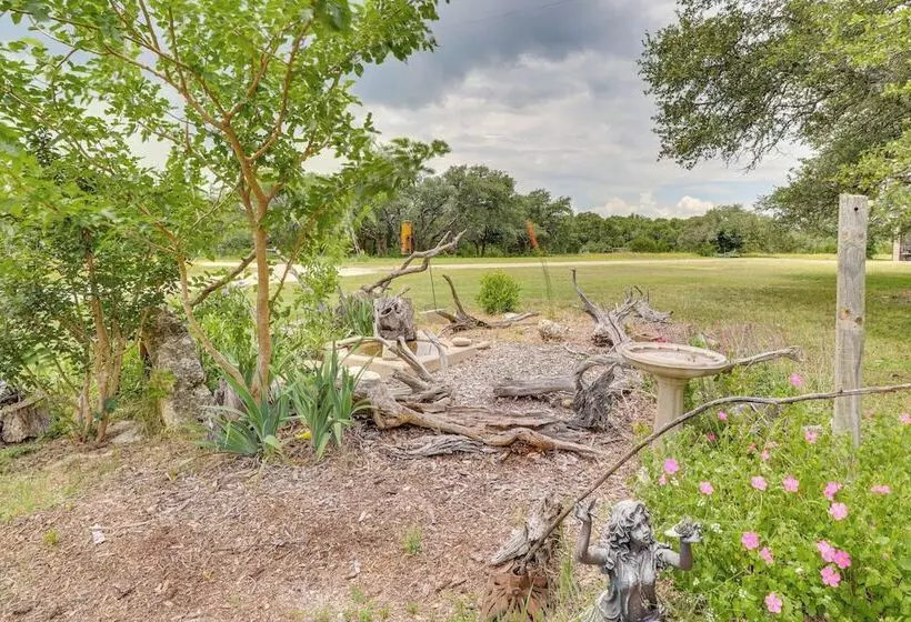 Bertram Ranch Property W/ Patio & Gas Grill!