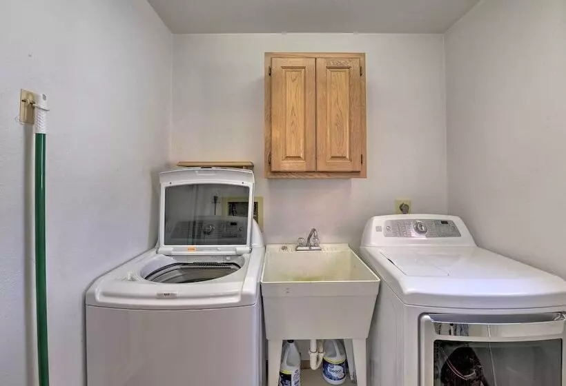 ~ 1 Mi To Downtown: Buena Vista Riverfront Escape!