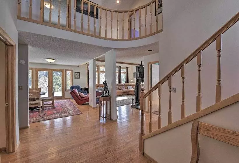 ~ 1 Mi To Downtown: Buena Vista Riverfront Escape!