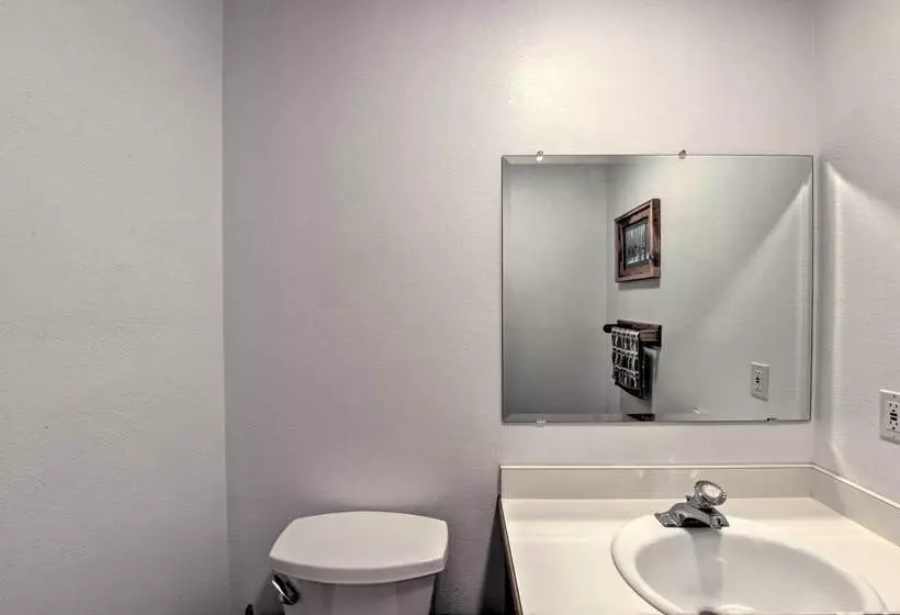 ~ 1 Mi To Downtown: Buena Vista Riverfront Escape!