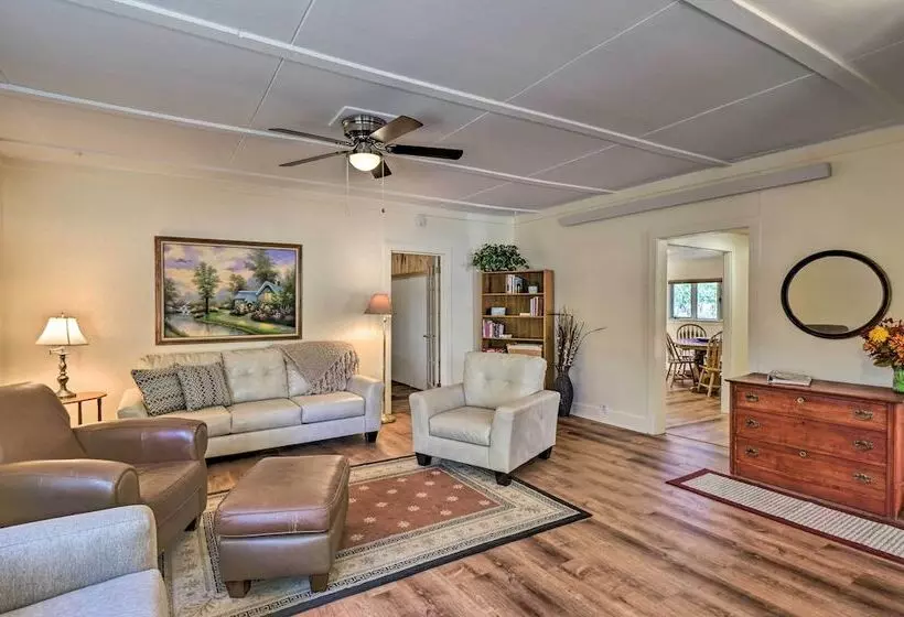 Buena Vista Home W/ Patio 2 Blocks To Main St