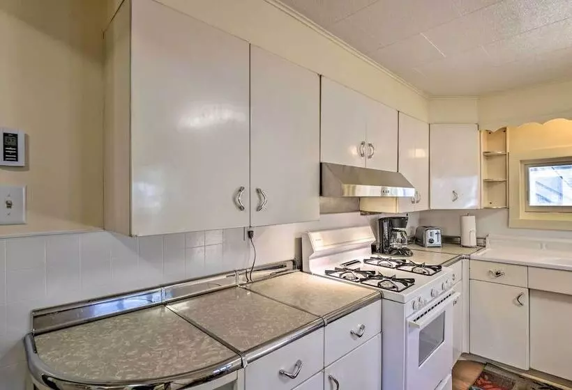 Buena Vista Home W/ Patio 2 Blocks To Main St