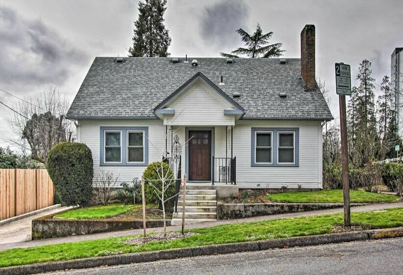 Central Eugene House W/ Updated Interior & Yard!