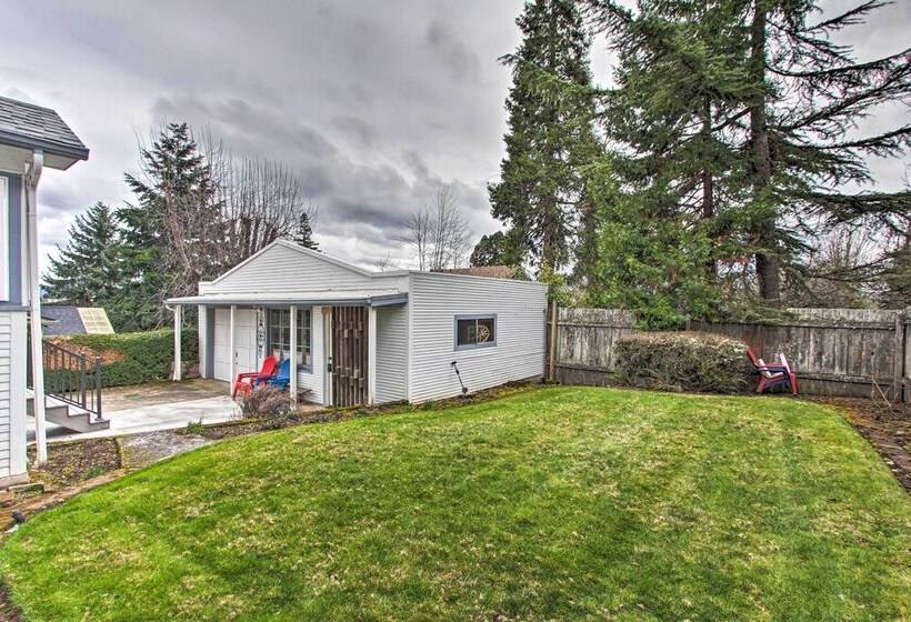 Central Eugene House W/ Updated Interior & Yard!