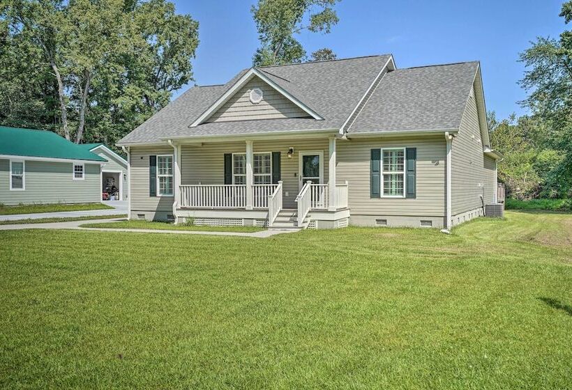 Charming Mount Pleasant Home: 7 Miles To Beach!