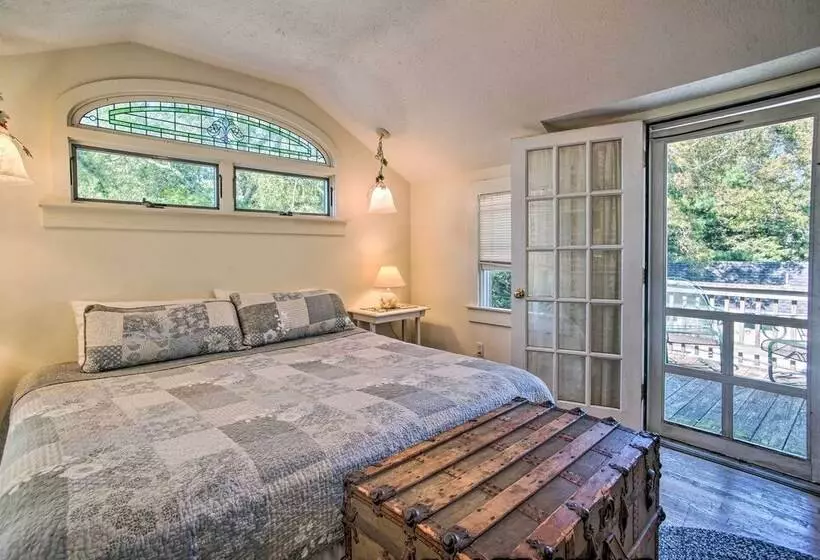 Charming Mv Cottage: Walk To Dtwn Oak Bluffs!