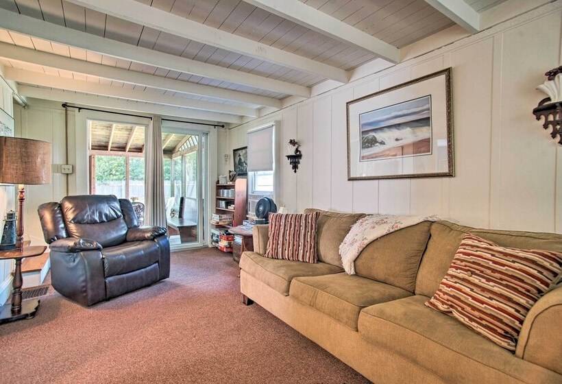 Charming Mv Cottage: Walk To Dtwn Oak Bluffs!