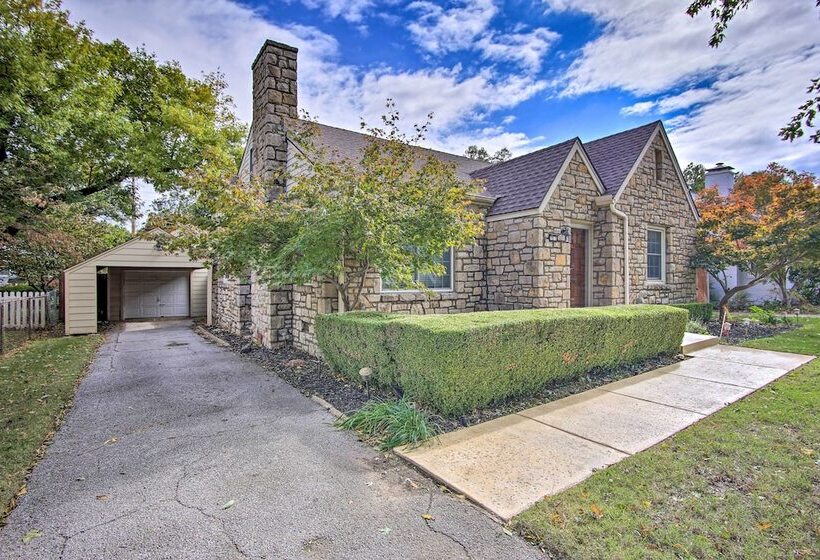 Charming Tulsa Bungalow W/ Furnished Deck!