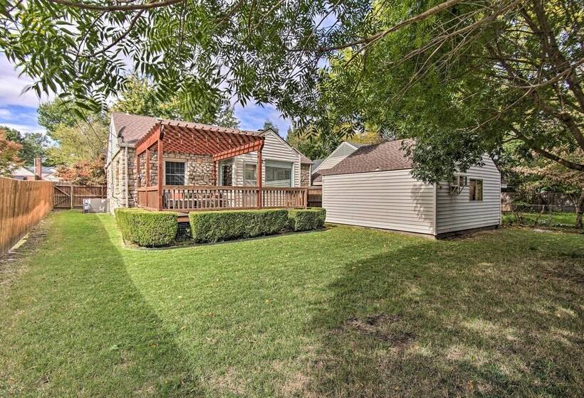 Charming Tulsa Bungalow W/ Furnished Deck!