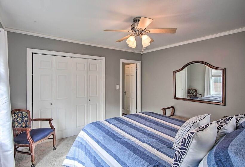 Charming Tulsa Bungalow W/ Furnished Deck!